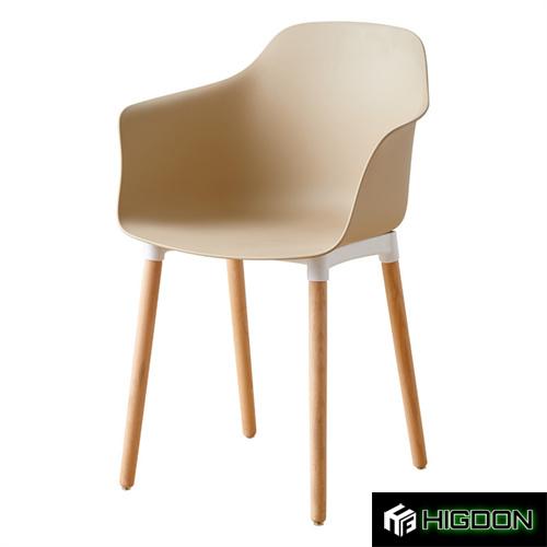 Stylish and practical plastic armchair