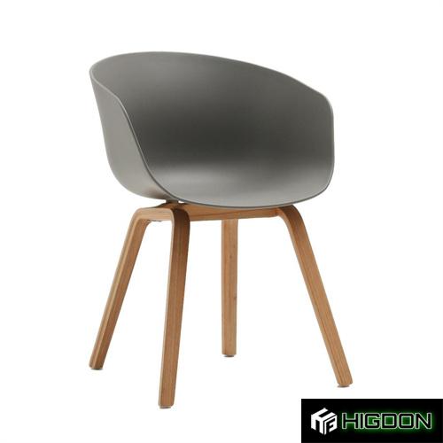 Plastic Armchair with Wood Feet