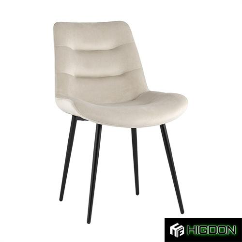 Luxurious and elegant velvet dining chair