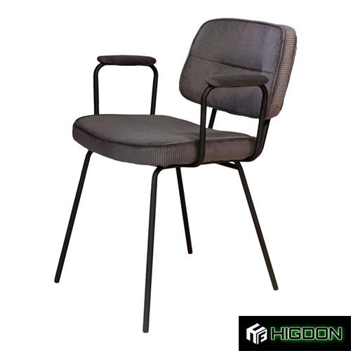 Stylish and sturdy dining chair with armrest